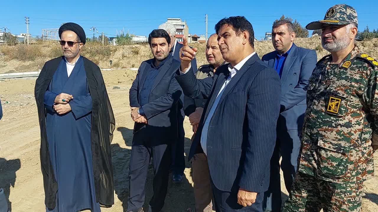 بازدید مسئولان شهرستان مینودشت از روند ساخت پارک ساحلی امام رضا(ع)