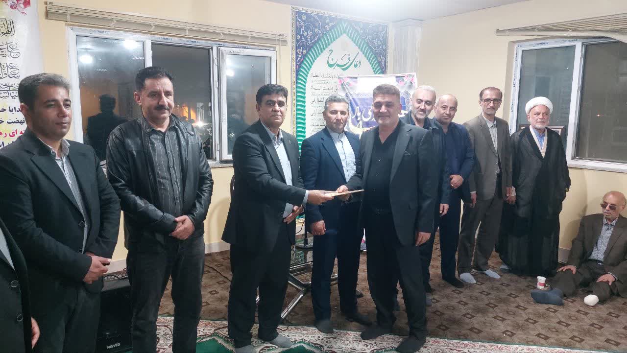 برگزاری مراسم روز کارگر در شهرداری مینودشت